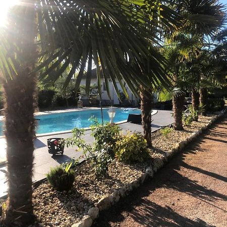 Villa Bergerac Avec Piscine Экстерьер фото